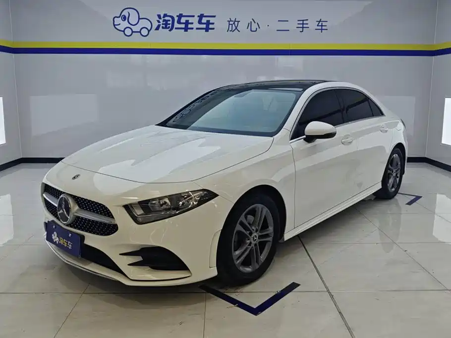 Mercedes-Benz Mercedes-Benz A-Class 2021 Facelift A 180 L Sport Sedan