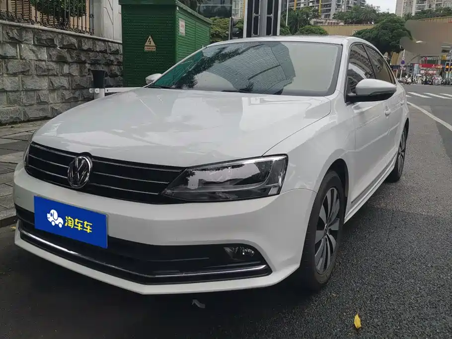 Volkswagen Sagitar 2018 1.6L Automatic Comfort