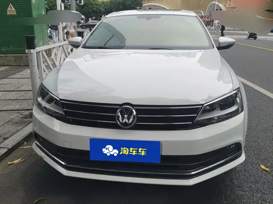 Volkswagen Sagitar 2018 1.6L Automatic Comfort