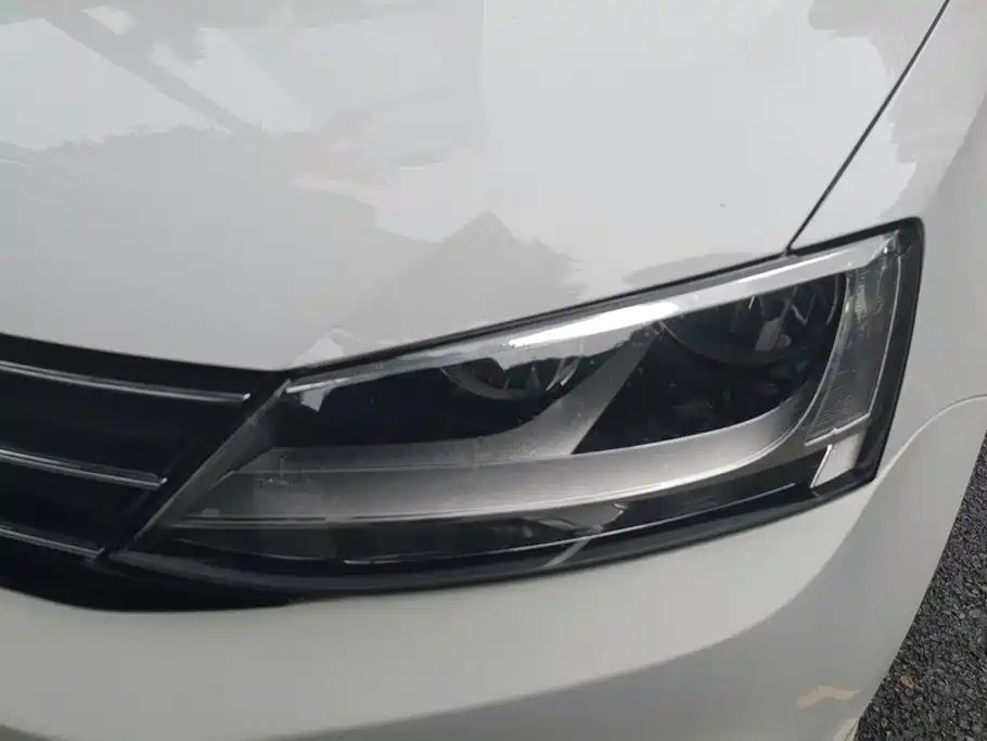 Volkswagen Sagitar 2018 1.6L Automatic Comfort