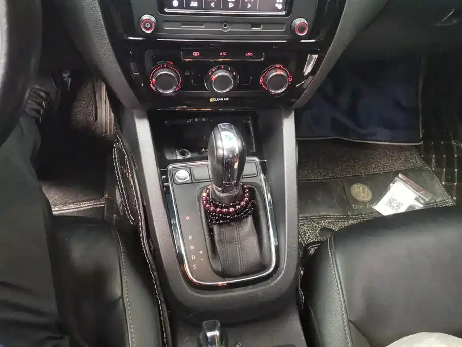 Volkswagen Sagitar 2018 1.6L Automatic Comfort