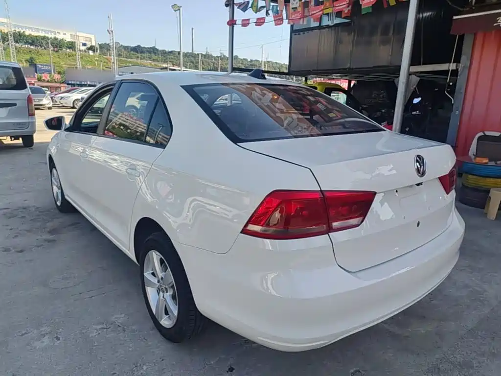 Volkswagen Santana 2015 1.6L Manual Trend Edition