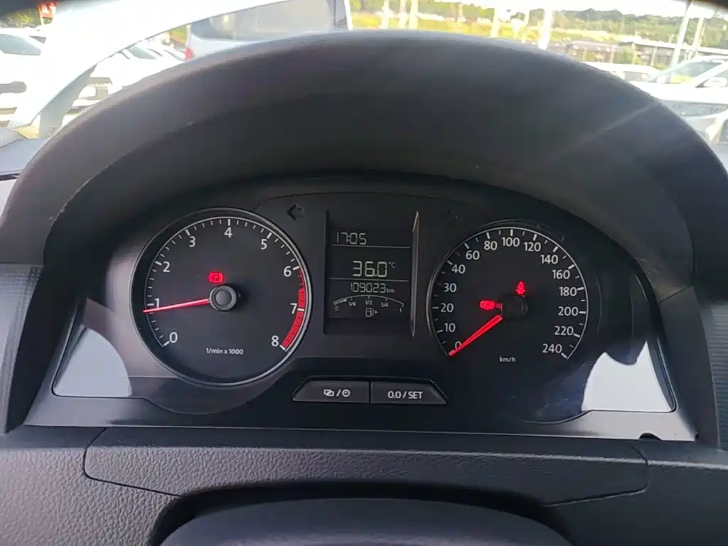 Volkswagen Santana 2015 1.6L Manual Trend Edition