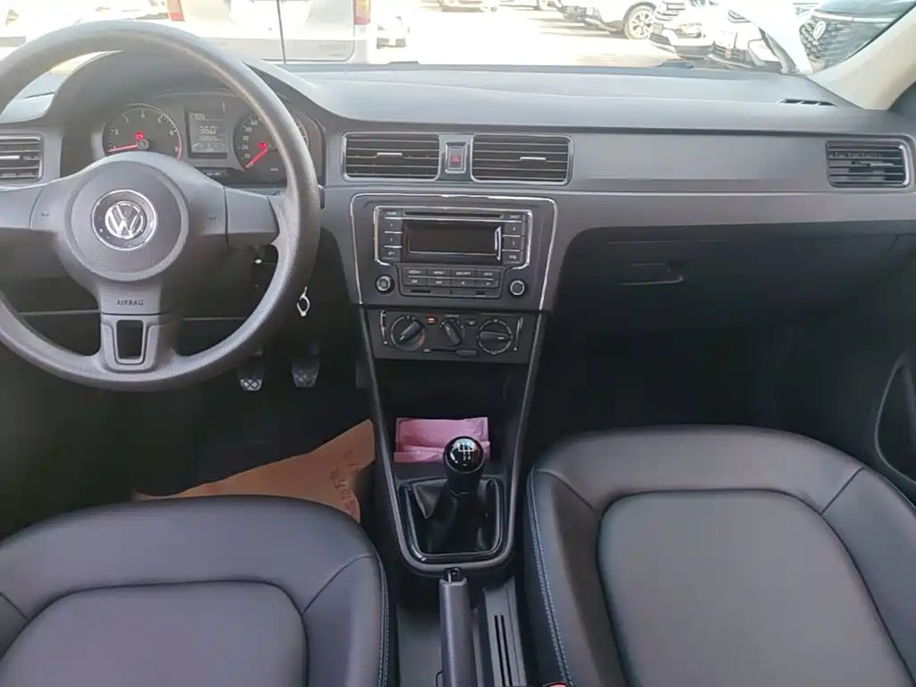 Volkswagen Santana 2015 1.6L Manual Trend Edition