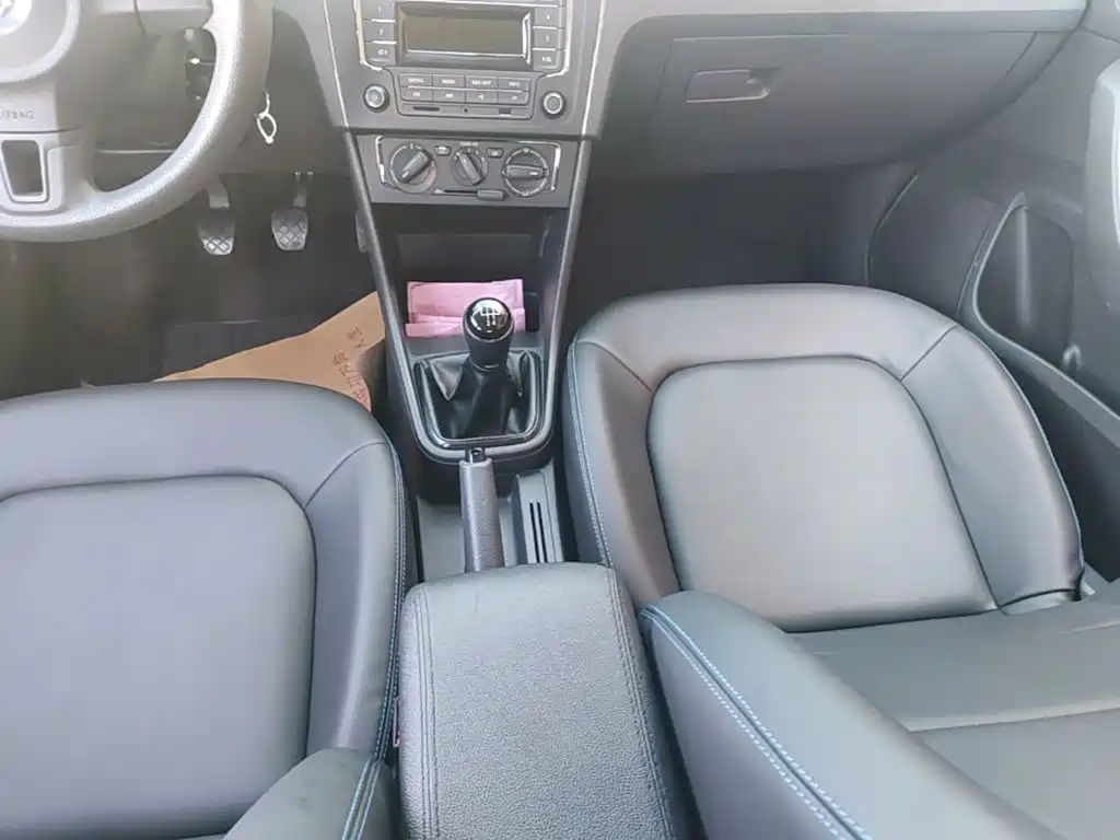 Volkswagen Santana 2015 1.6L Manual Trend Edition