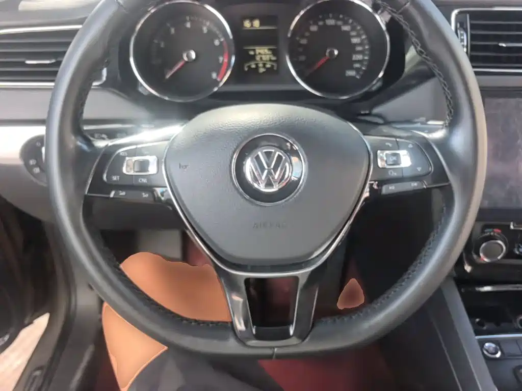 Volkswagen Sagitar 2018 1.6L Automatic Comfort