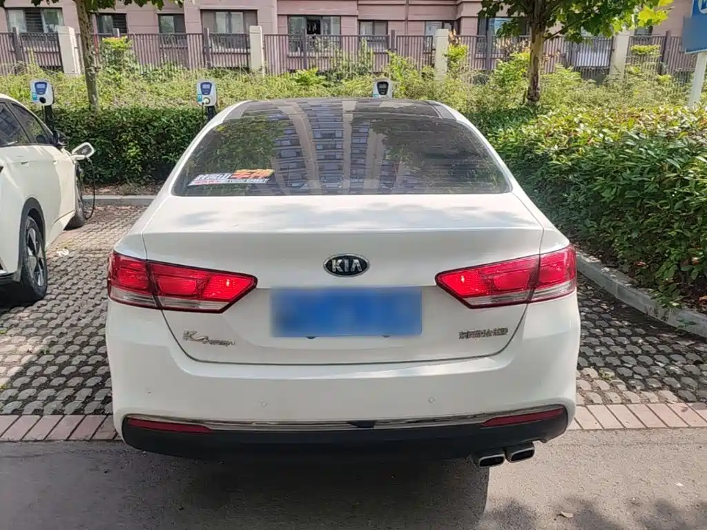 Kia Kia K4 2015 1.8L Automatic GLS Special