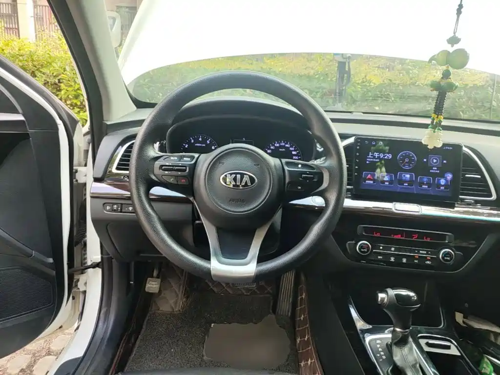 Kia Kia K4 2015 1.8L Automatic GLS Special