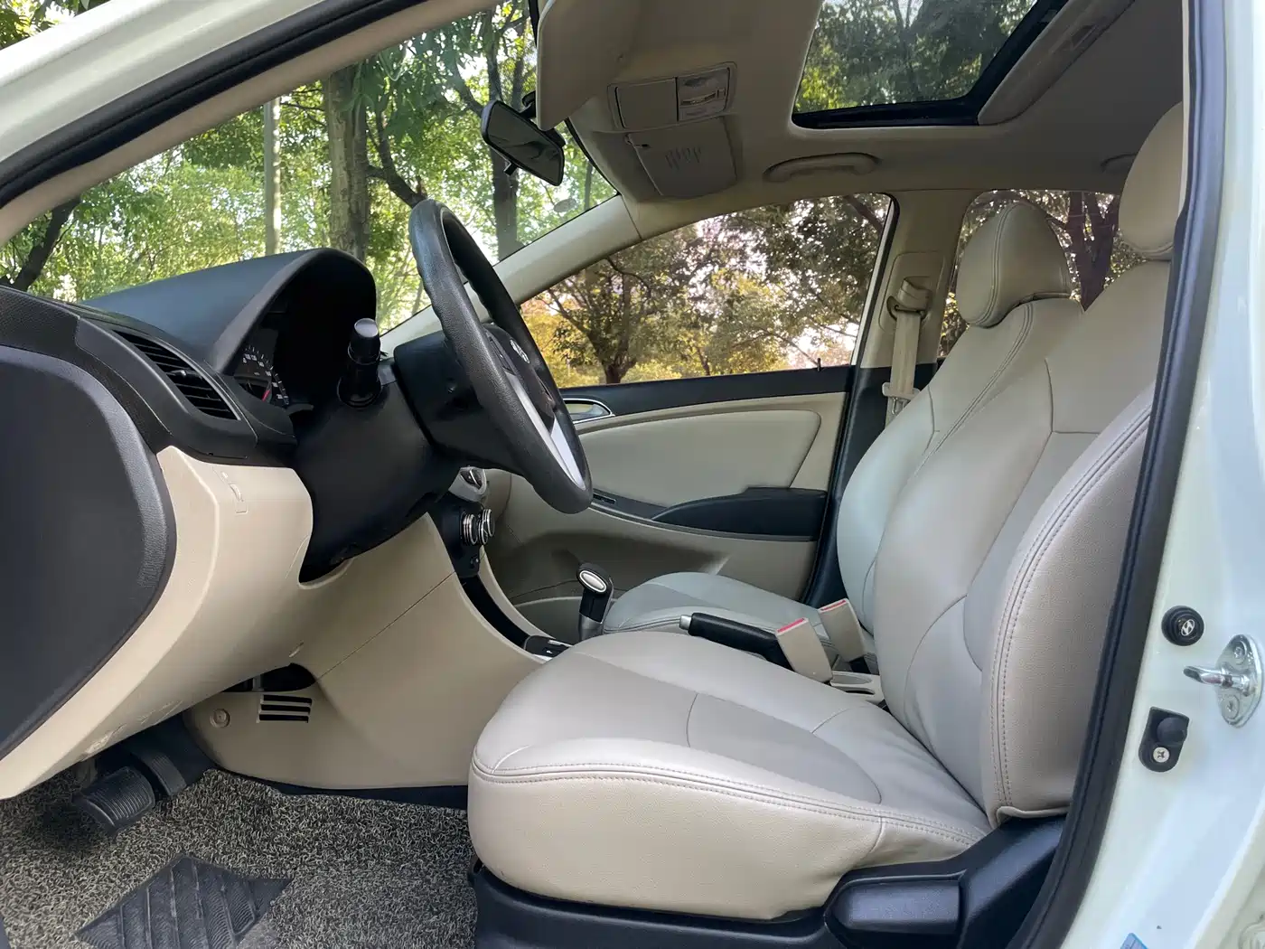 Hyundai Verna 2014 1.4L Automatic Smart GLS