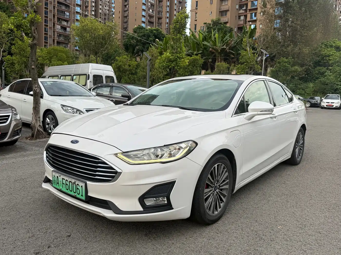Ford Mondeo New Energy 2018 2.0 PHEV Smart Control Fashion Version China VI