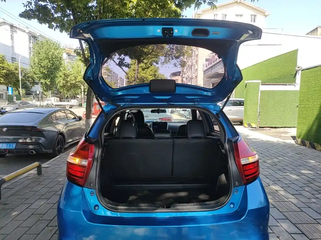 Toyota YARiS L Zhi Xuan 2019 1.5E CVT MeiDong Edition China VI