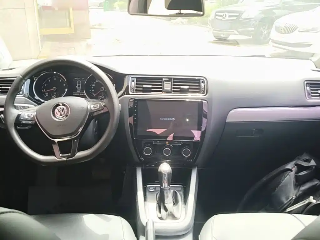Volkswagen Sagitar 2018 280TSI DSG Comfort