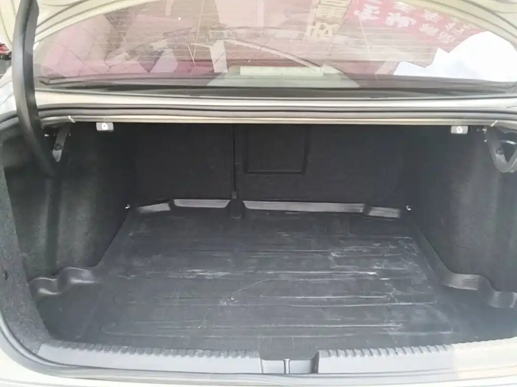 Volkswagen Sagitar 2018 280TSI DSG Comfort