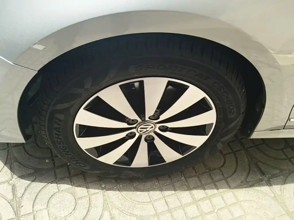 Volkswagen Sagitar 2018 280TSI DSG Comfort