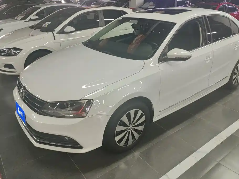 Volkswagen Sagitar 2017 230TSI Automatic Comfort