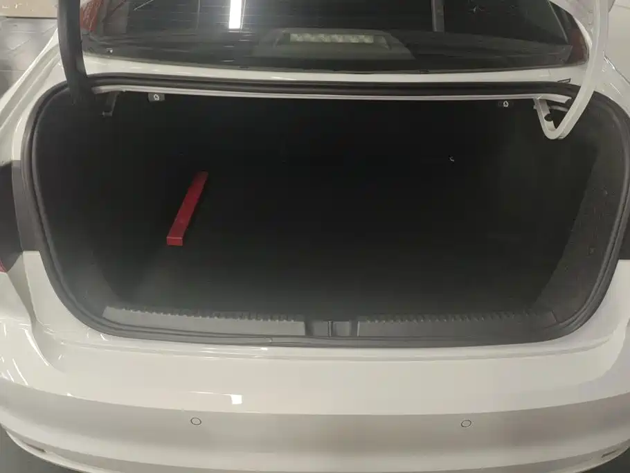 Volkswagen Sagitar 2017 230TSI Automatic Comfort