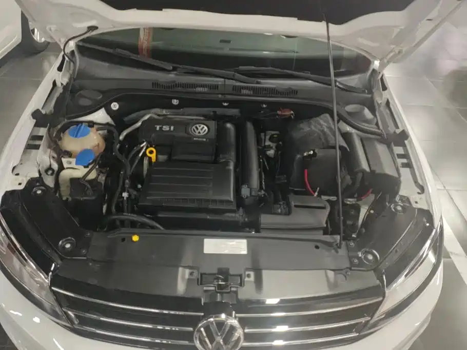 Volkswagen Sagitar 2017 230TSI Automatic Comfort
