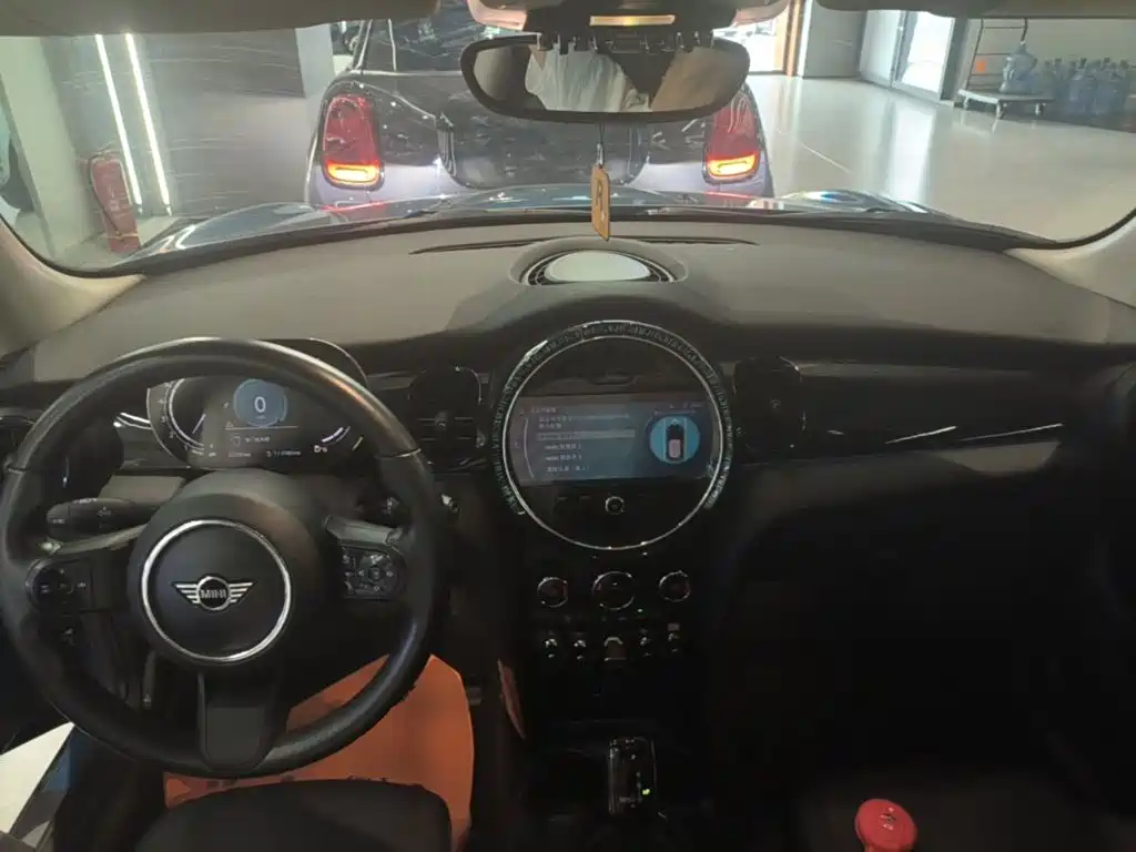 MINI MINI 2022 Facelift 1.5T COOPER Classic