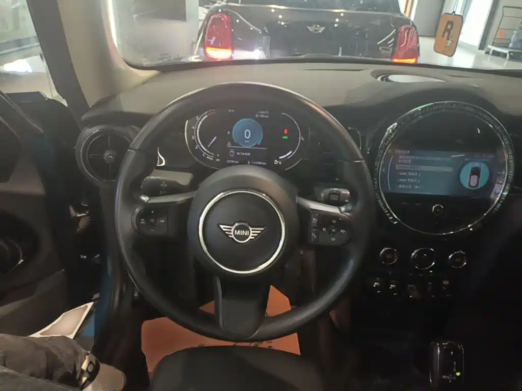 MINI MINI 2022 Facelift 1.5T COOPER Classic