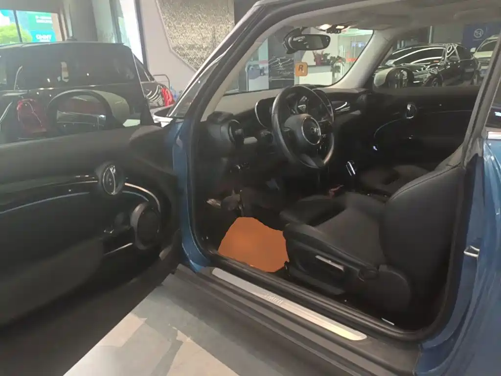 MINI MINI 2022 Facelift 1.5T COOPER Classic