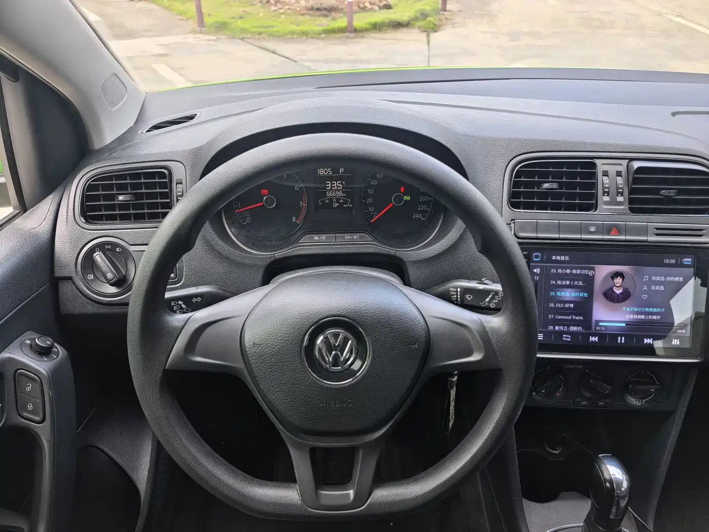 Volkswagen Polo 2016 1.4L Automatic Trend