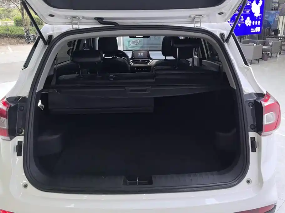 Baojun Baojun 510 2017 1.5L Manual Luxury