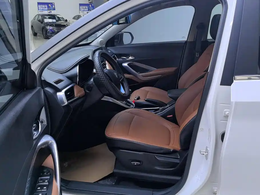 Baojun Baojun 510 2017 1.5L Manual Luxury