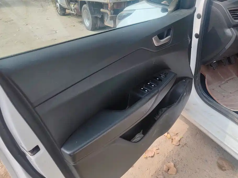 Hyundai Hyundai Verna 2016 1.4L Manual Cool Edition GLS
