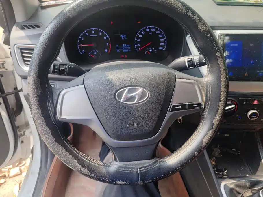 Hyundai Hyundai Verna 2016 1.4L Manual Cool Edition GLS