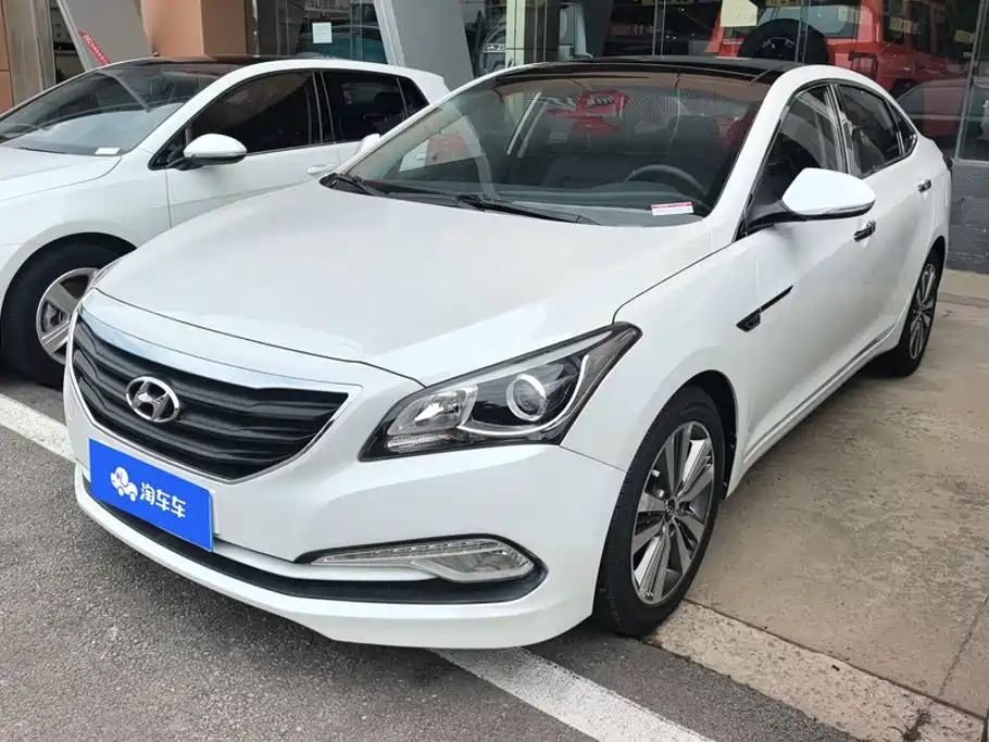 Hyundai Mistra 2014 1.8L Auto Smart GLS