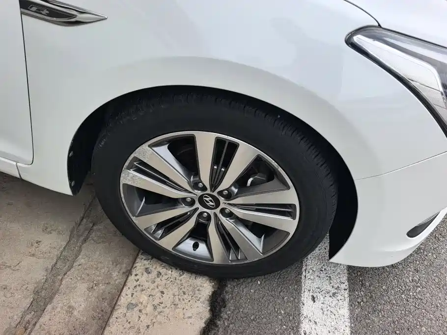 Hyundai Mistra 2014 1.8L Auto Smart GLS