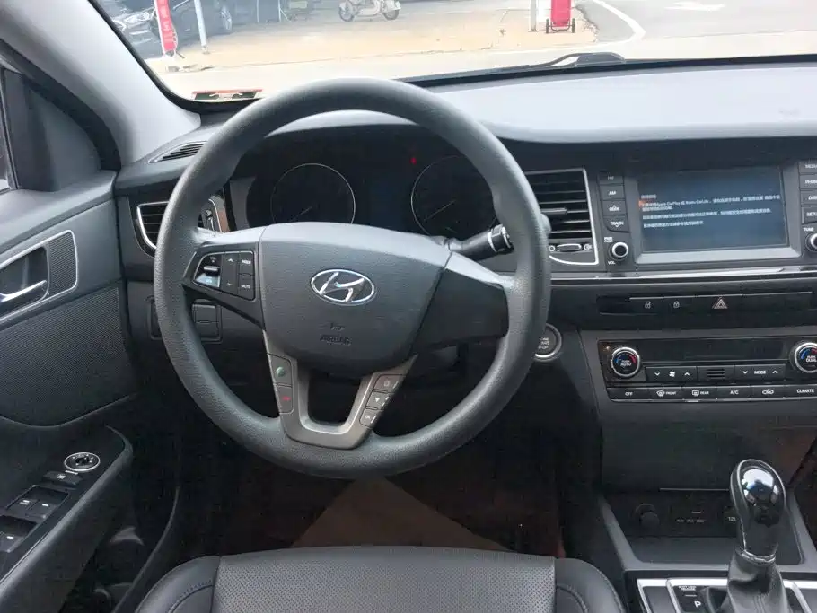 Hyundai Mistra 2014 1.8L Auto Smart GLS
