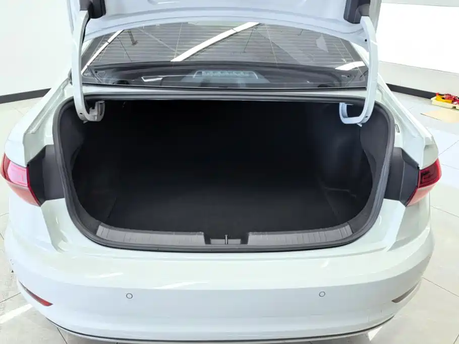 Volkswagen Sagitar 2021 280TSI DSG Surpassing Edition
