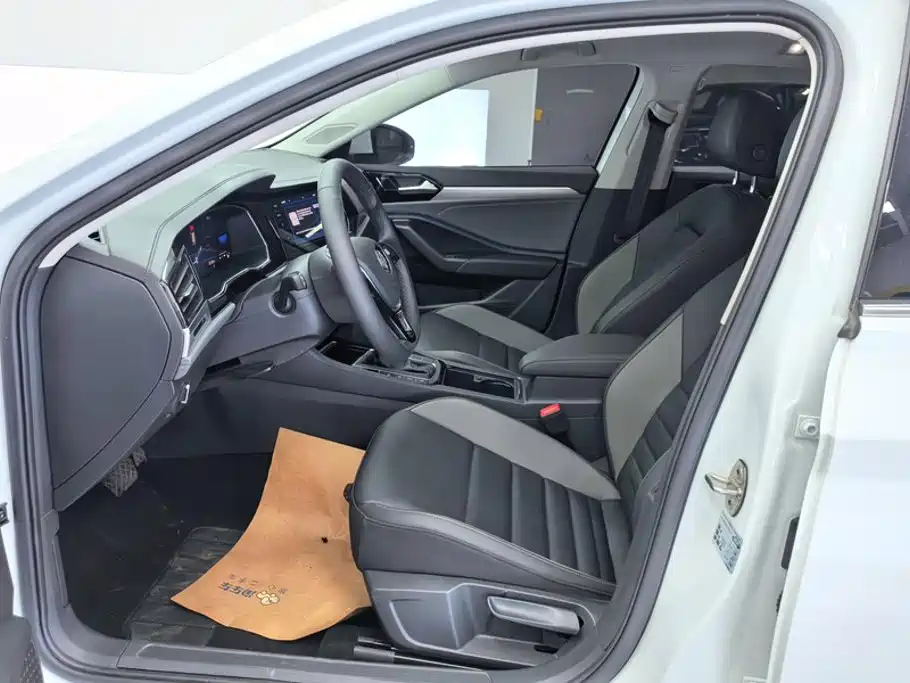 Volkswagen Sagitar 2021 280TSI DSG Surpassing Edition