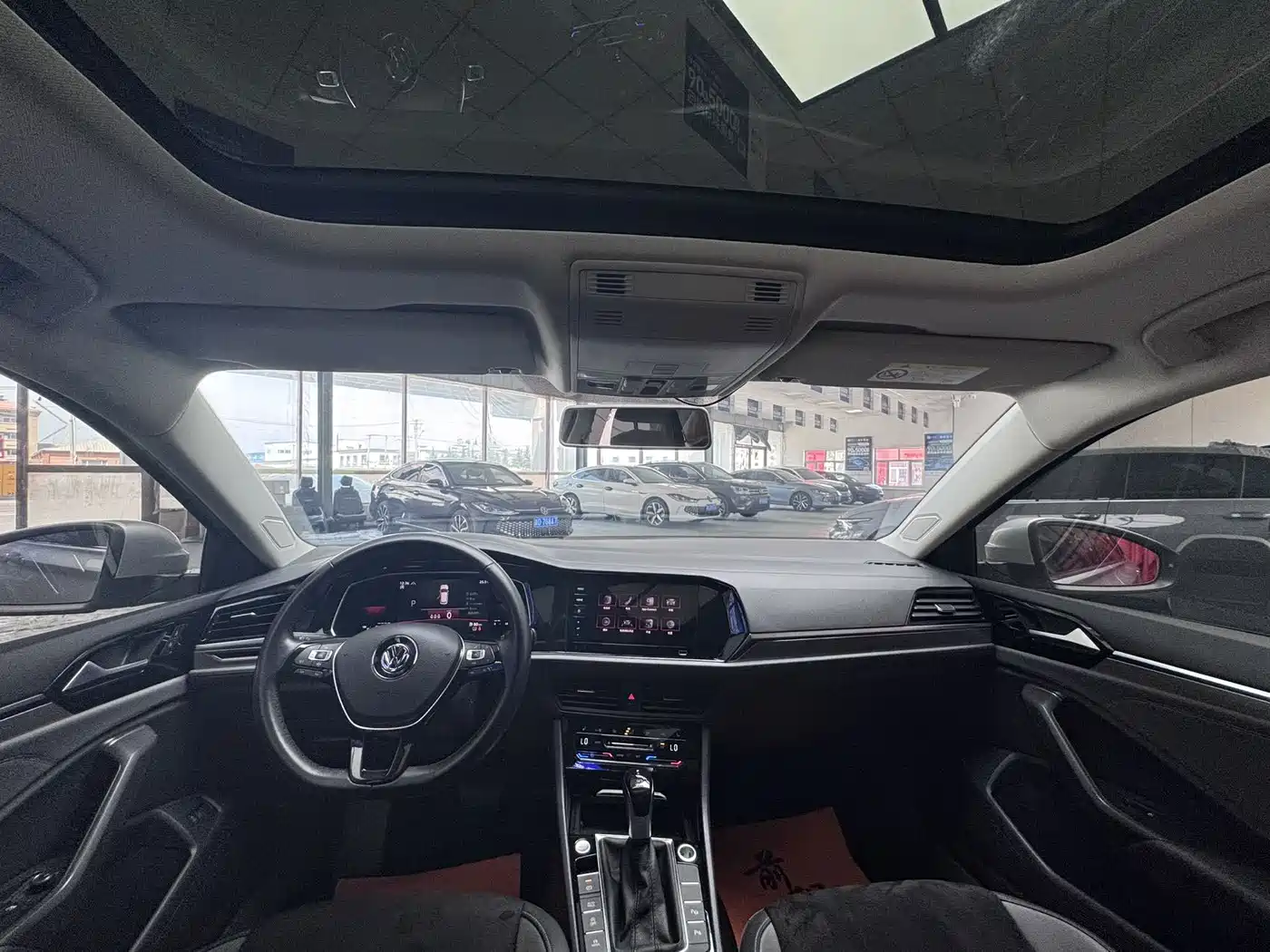 Volkswagen Sagitar 2021 280TSI DSG Luxury Smart Connect