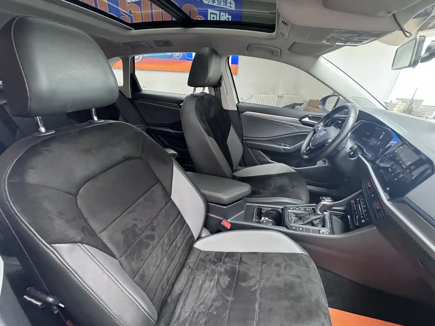 Volkswagen Sagitar 2021 280TSI DSG Luxury Smart Connect