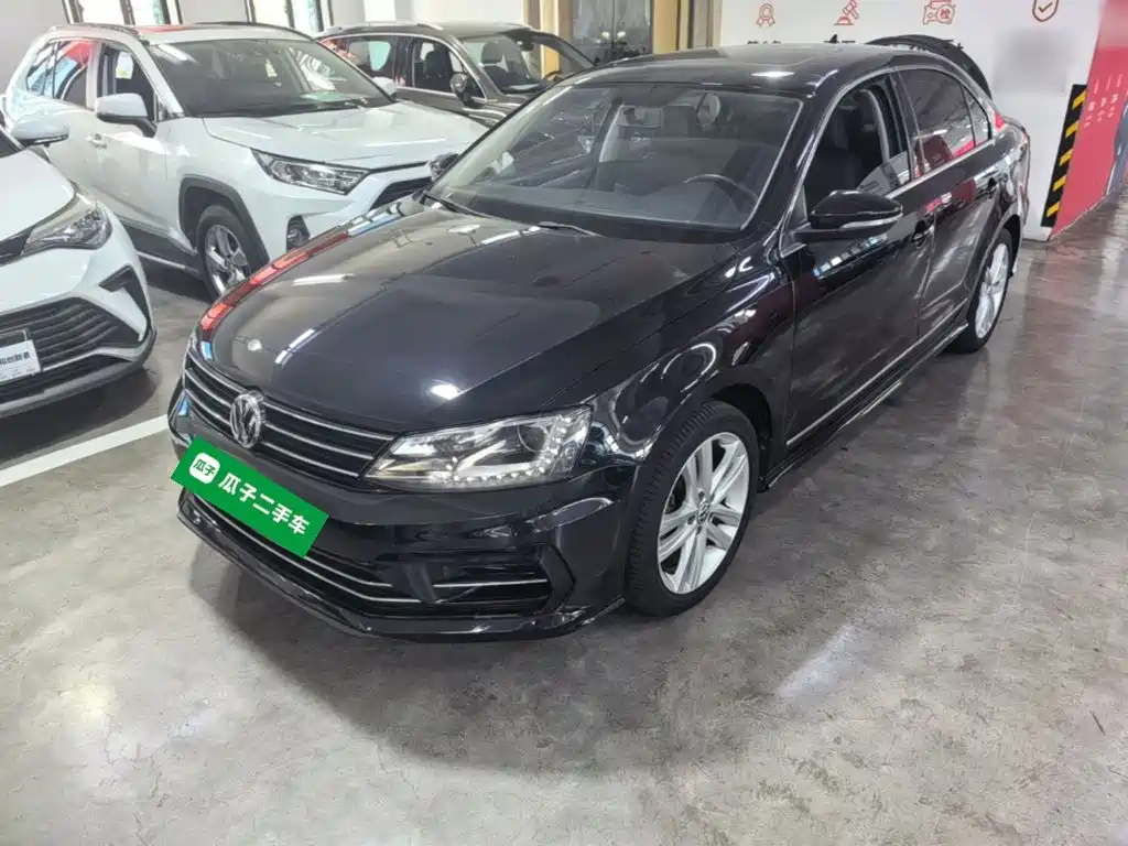 Volkswagen Sagitar 2018 280TSI DSG Spark Edition