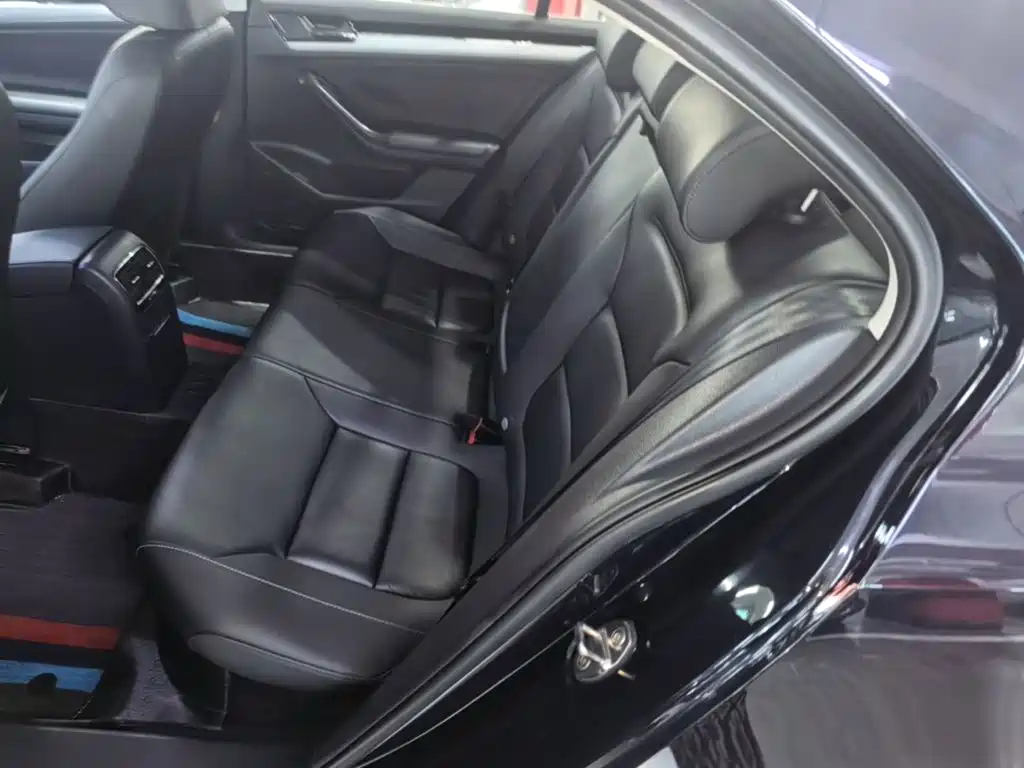 Volkswagen Sagitar 2018 280TSI DSG Spark Edition