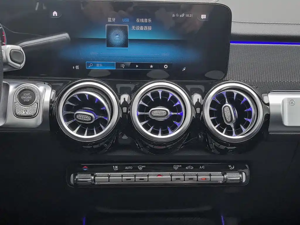 Mercedes-Benz Mercedes-Benz GLB 2021 GLB 180 Dynamic