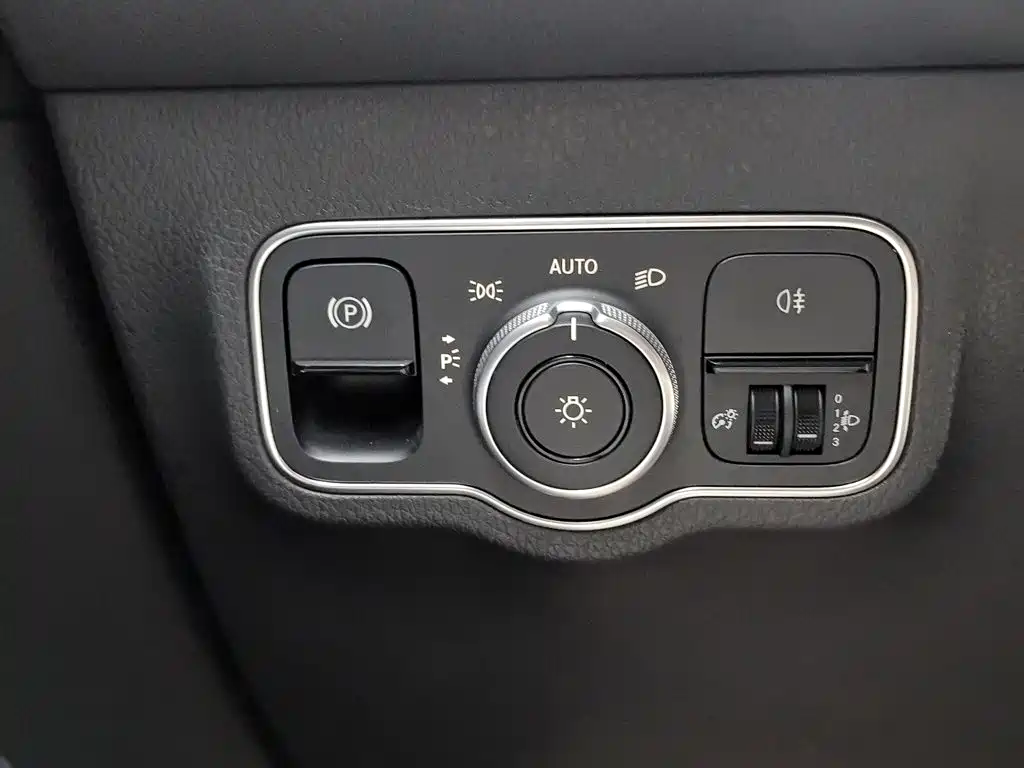 Mercedes-Benz Mercedes-Benz GLB 2021 GLB 180 Dynamic