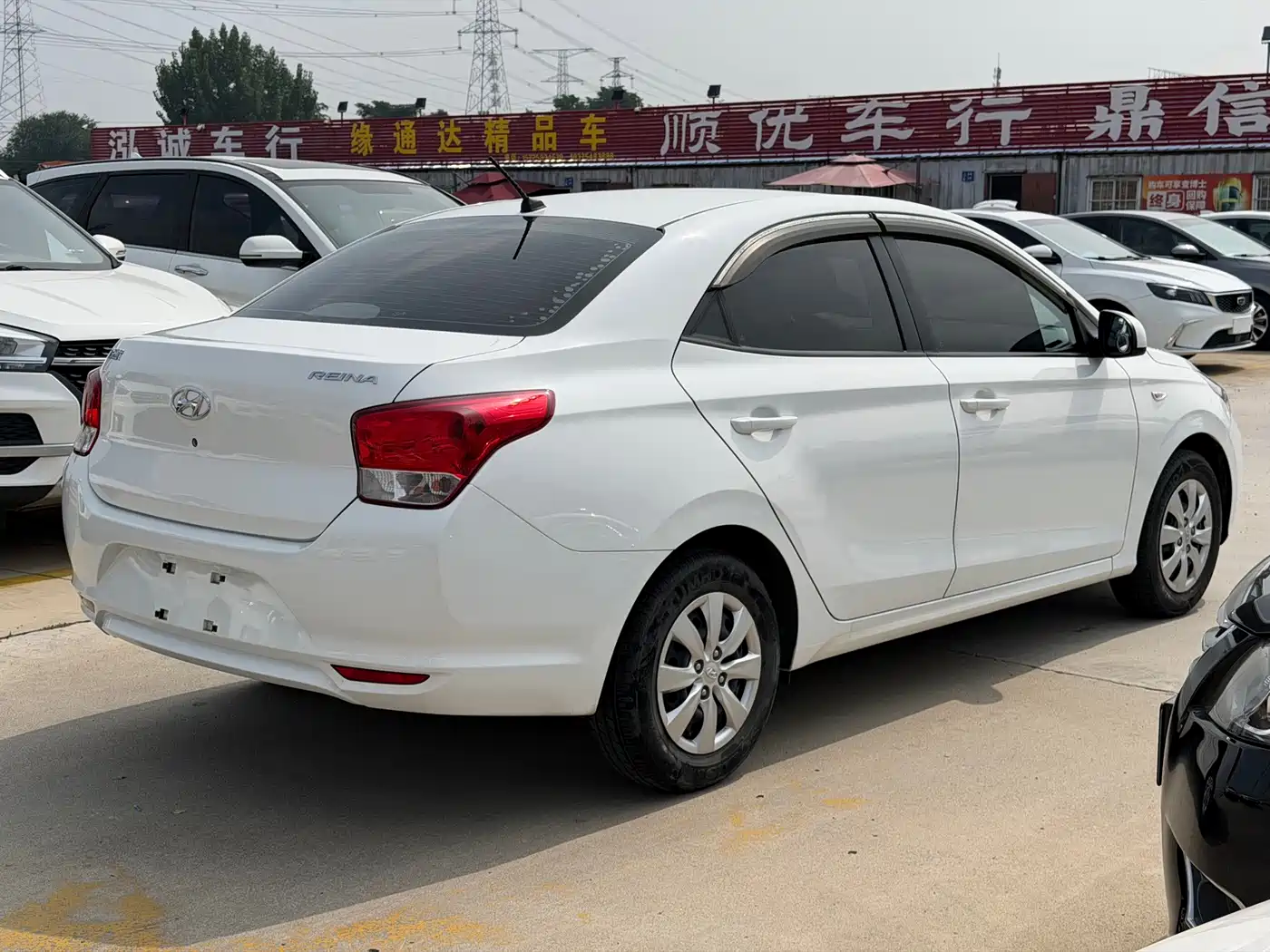 Hyundai Verna 2017 1.4L Manual Renewal Edition China VI