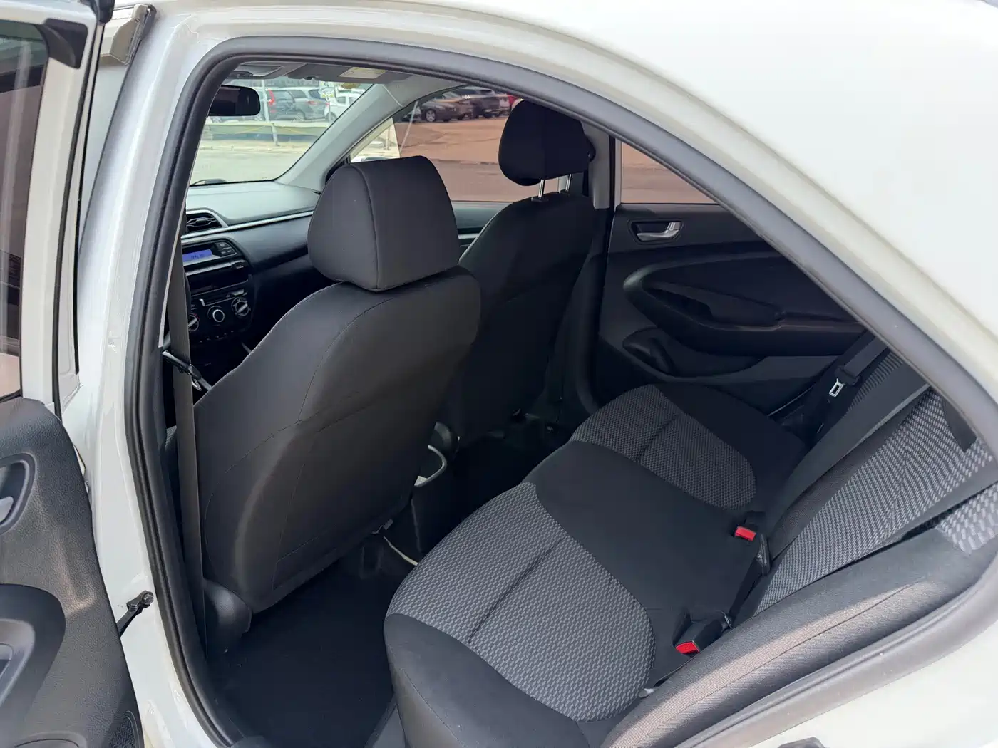 Hyundai Verna 2017 1.4L Manual Renewal Edition China VI