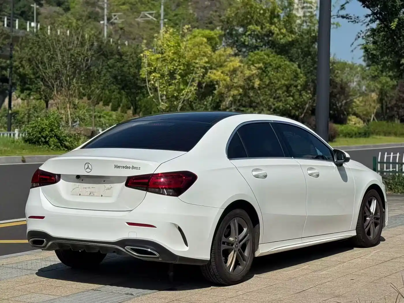 Mercedes-Benz Mercedes-Benz A-Class 2021 Facelift A 180 L Sport Sedan
