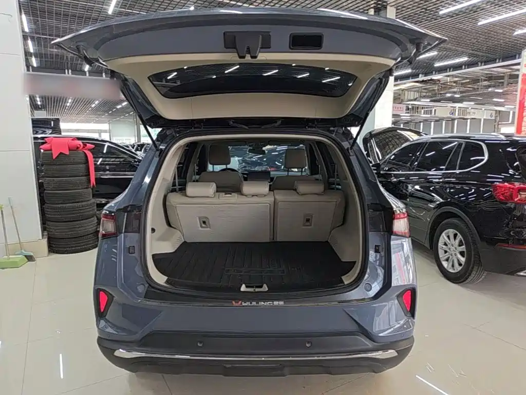 Wuling Motors Wuling Xingchen 2021 1.5T CVT Stellar Edition