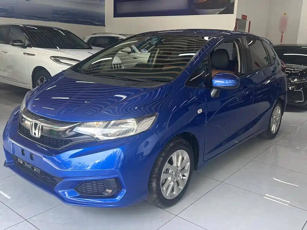 Honda Fit 2018 1.5L CVT Comfort Sunroof Edition