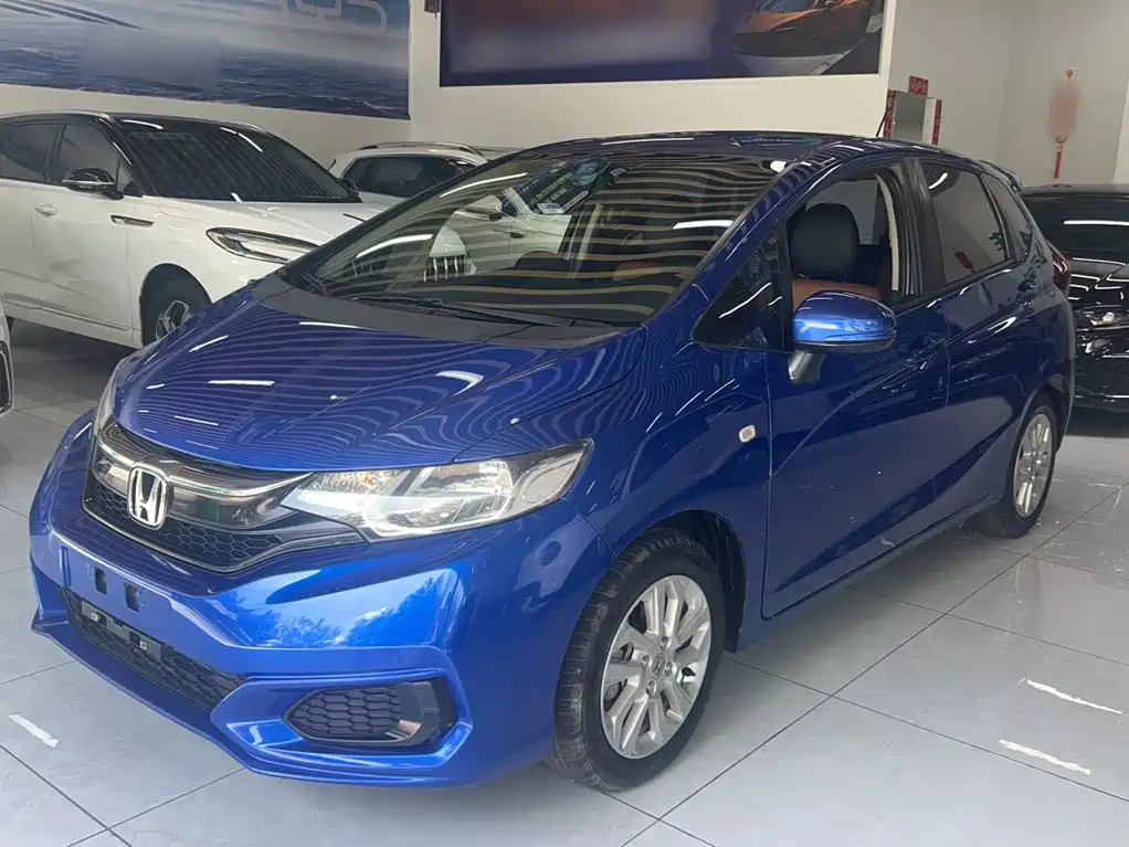 Honda Fit 2018 1.5L CVT Comfort Sunroof Edition