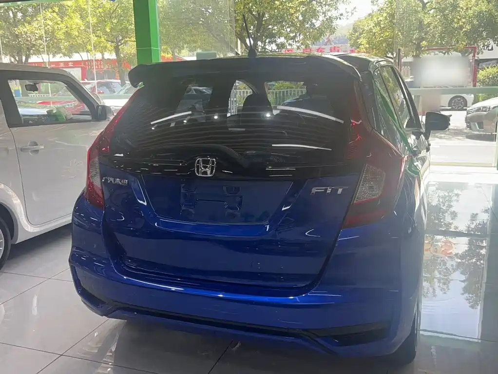 Honda Fit 2018 1.5L CVT Comfort Sunroof Edition