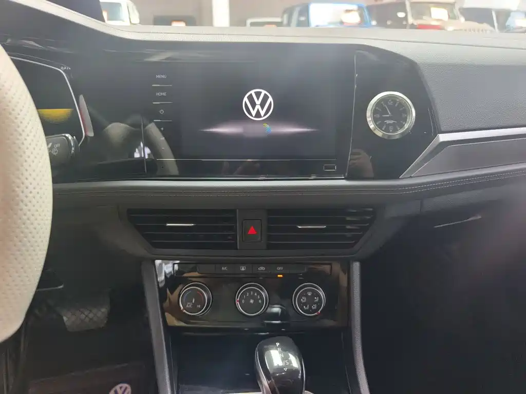 Volkswagen Sagitar 2021 280TSI DSG Comfort Smart Connect Edition