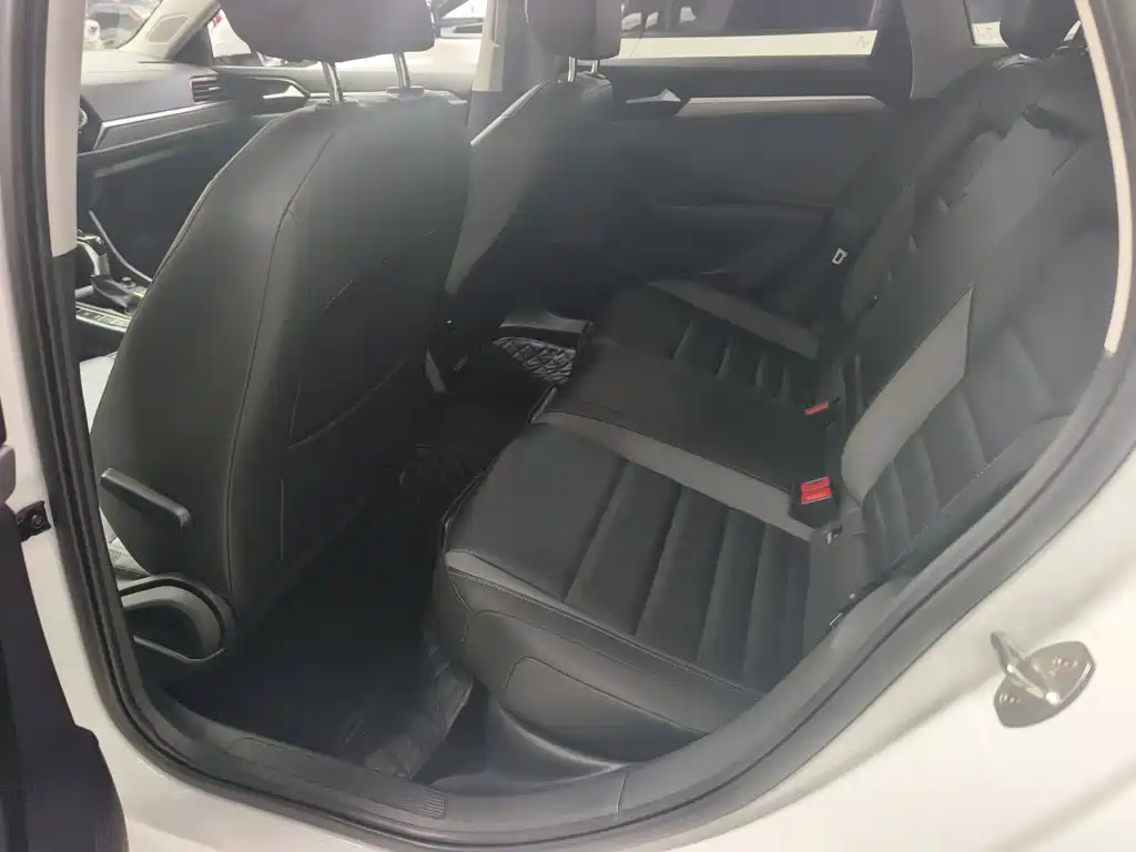 Volkswagen Sagitar 2021 280TSI DSG Comfort Smart Connect Edition