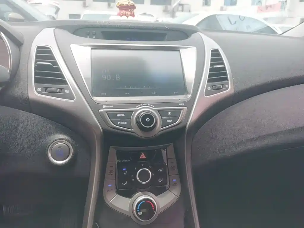 Hyundai Langdong 2016 1.6L Automatic Premium Edition